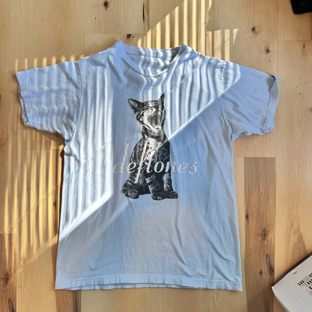 Deftones Gray Cat Graphic Women's Short Sleeve Tee